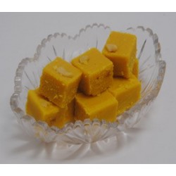 Pinapple Burfi  - 500gm (Chitale Bandhu)