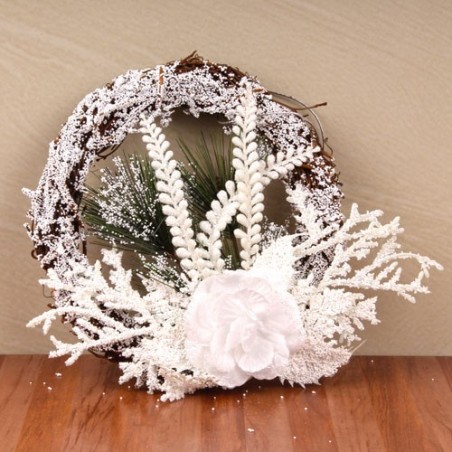 Snow White Artificial Christmas Wreath