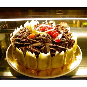 Black Forest Cake - 1kg (Shyam Swaad)