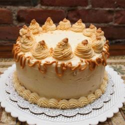 Butter Scotch Cake - 1Kg (McRennett)