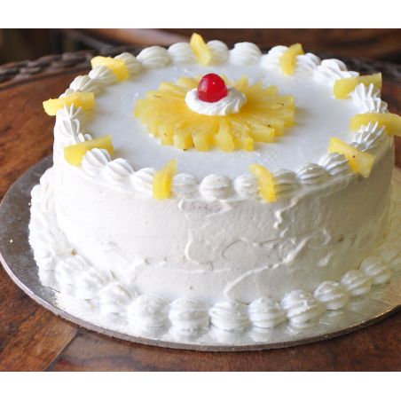 Pineapple Cake - 1kg (The Cake World)