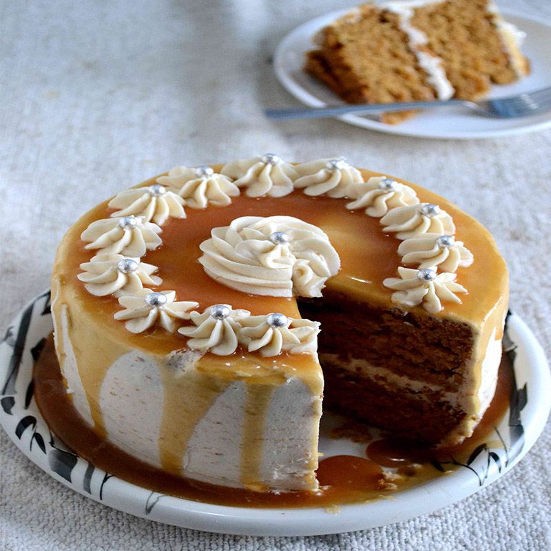 Caramel Slice Eggless Cake - 1 kg (Sweet Chariot)