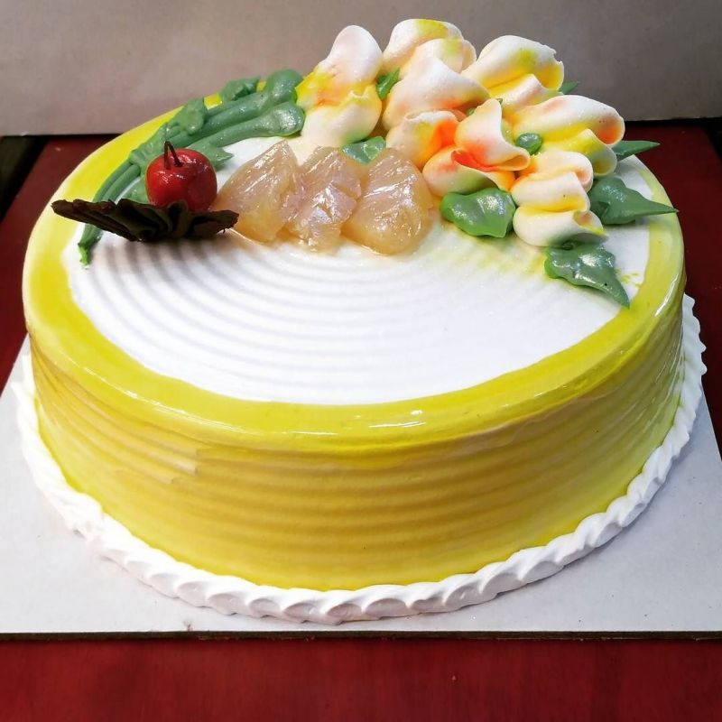 Pineapple Eggless Gateaux - 1 kg (Kabhie B)