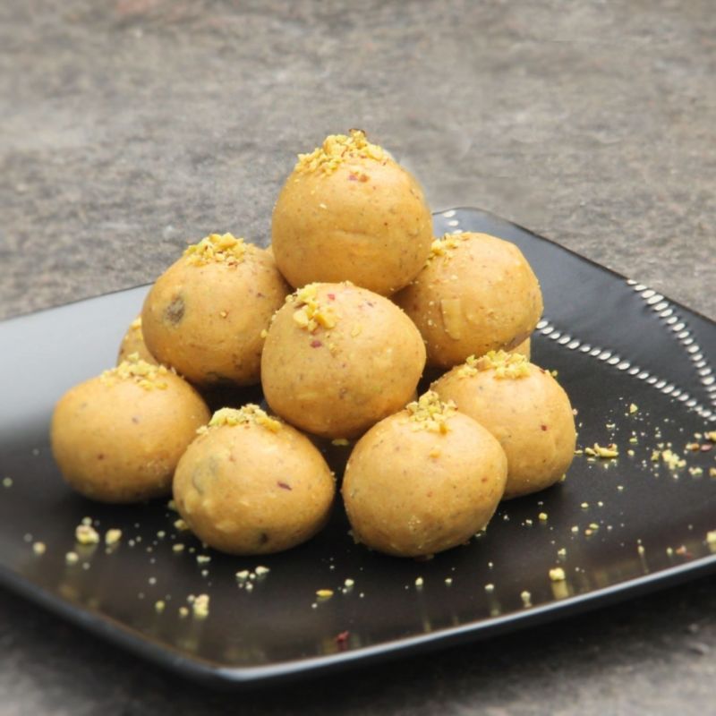 Dry Fruit Besan Laddoo (Nathus Sweets)