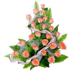 25 Peach Rose Basket