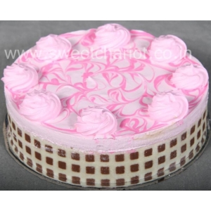 Strawberry Wheel Cake  Sweet Chariot Bangalore  OrderYourChoice