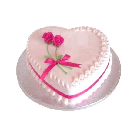 Heart Shaped Strawberry Cake-1 kg