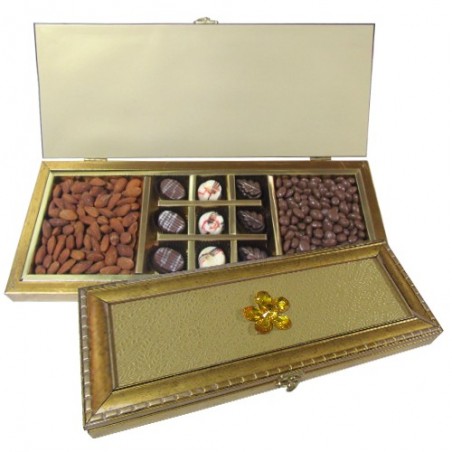 Wonderful Collection of Almond, Chocolates and Raisin - Chocholik Belgium Gifts